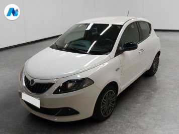 Lancia Ypsilon 1.0 firefly hybrid Gold s&s 70cv