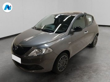 Lancia Ypsilon 1.0 firefly hybrid Oro s&s 70cv