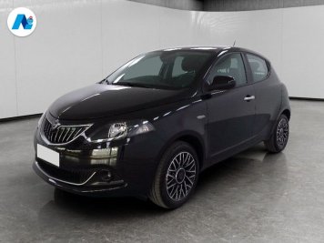 Lancia Ypsilon 1.0 firefly hybrid Platino s&s 70cv